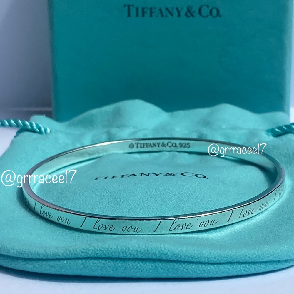AUTH Rare Retired Tiffany & Co. “I Love You” notes bangle bracelet 🎶✨ - Picture 13 of 15